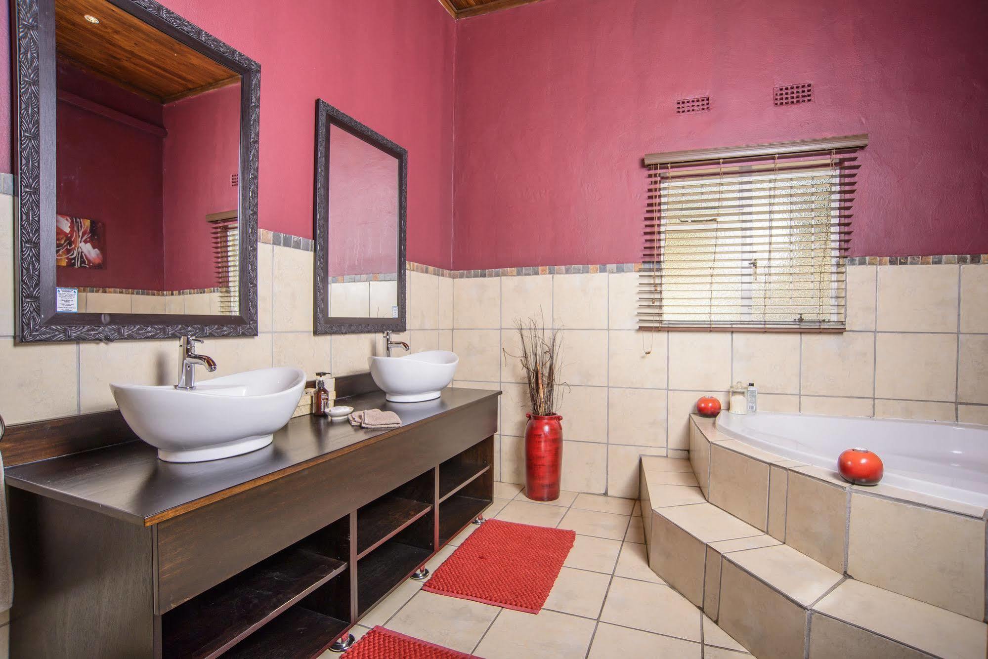 Abangane Guest Lodge Хейзивью Экстерьер фото