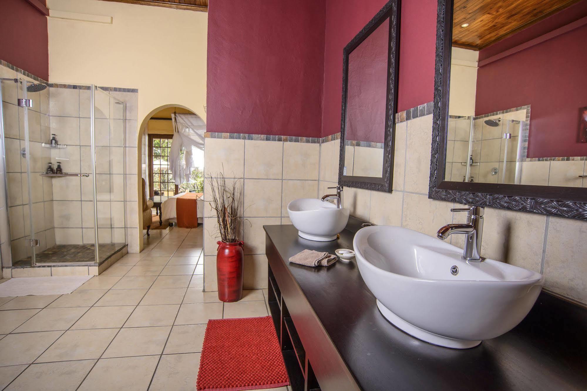 Abangane Guest Lodge Хейзивью Экстерьер фото