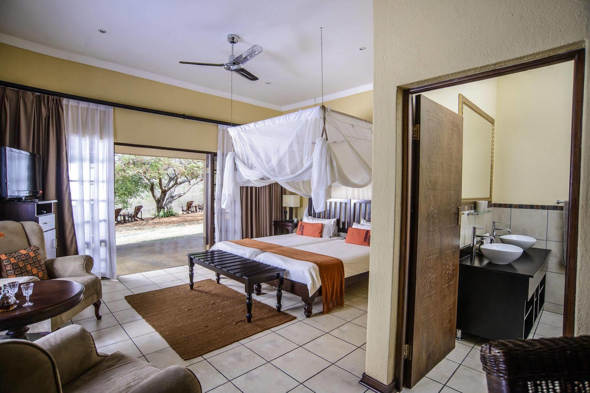 Abangane Guest Lodge Хейзивью Экстерьер фото