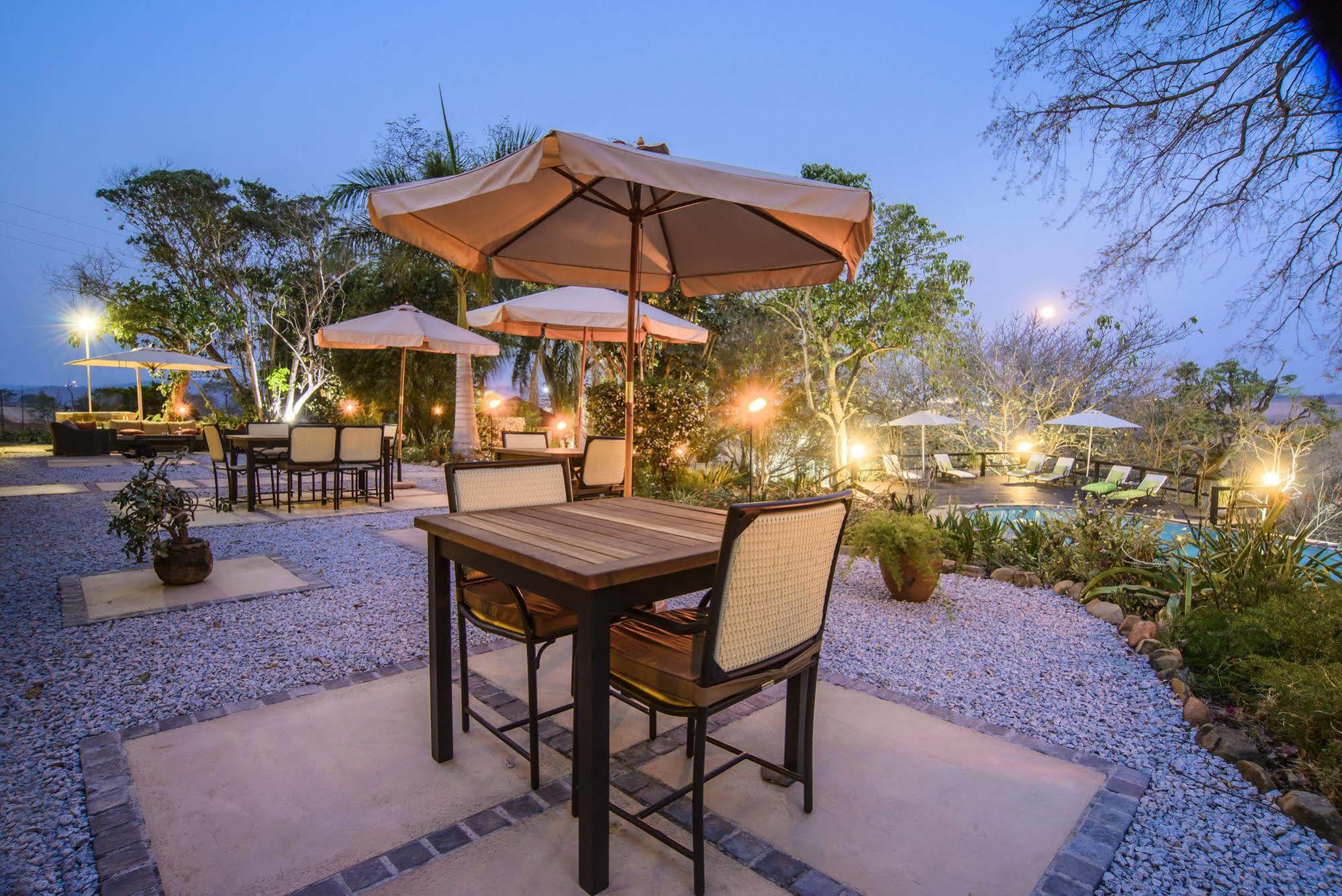 Abangane Guest Lodge Хейзивью Экстерьер фото